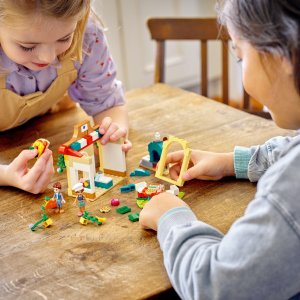 LEGO Friends Pizzeria w Heartlake (41705) 8