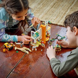 LEGO Friends Mia ratowniczka dzikich zwierząt (41717) 13