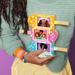 LEGO Dots Ramki na zdjęcia w kształcie lodów i bransoletka (41956) 7