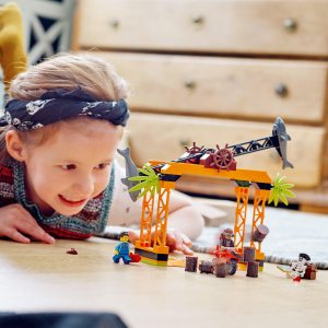 LEGO City Wyzwanie kaskaderskie: atak rekina (60342) 12