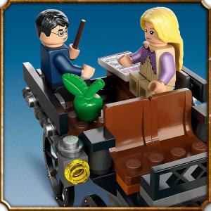LEGO Harry Potter Testrale i kareta z Hogwartu™ (76400) 6