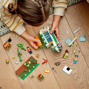 LEGO City Furgonetka na targu (60345) 8