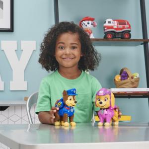 Spin Master Psi Patrol The Movie Chase figurka interaktywna 16 cm 5