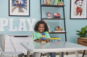 Spin Master Psi Patrol The Movie Chase figurka interaktywna 16 cm 7