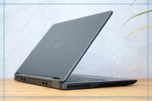 Laptop Dell Latitude E7250 Intel Core i5 8GB DDR3 1000GB SSD Windows 10 Pro 12.5" 6