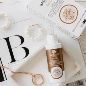 Basiclab Basiclab Cosmetology - Serum redukujące przebarwienia ograniczenie i rozjaśnienie 30 ml Nowość 2
