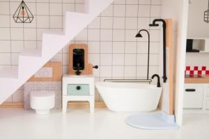 Tooky Toy Duży Drewniany Domek dla Lalek + Figurki 7