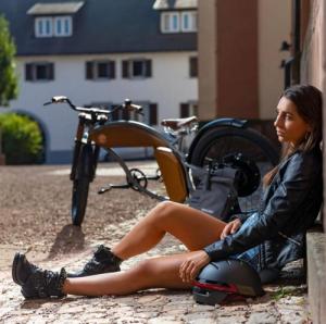 Livall Neo Smart Kask Miejski Bluetooth LED/SOS, Szary, r. M (BH51M) 5