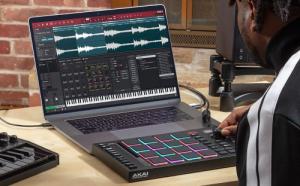 Akai AKAI MPC STUDIO - Kontroler z oprogramowaniem tworzący kompletną stację roboczą typu MPC 5