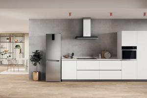 Lodówka Whirlpool W7X 82O OX 6