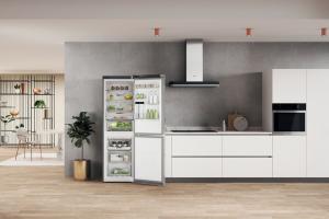 Lodówka Whirlpool W7X 82O OX 7