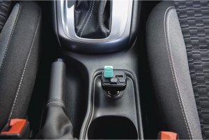 Transmiter FM Hama Hama FM-Transmitter AUX-IN, USB-IN 4