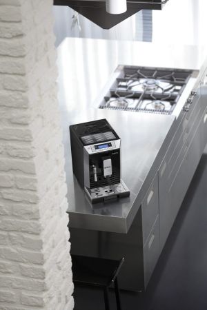 Ekspres ciśnieniowy DeLonghi ECAM 45.766.B 6