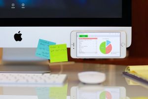 Satechi Uchwyt magnetyczny do samochodu Sticker ST-MSMG 5