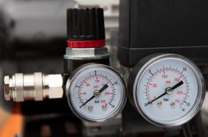 Sprężarka Neo Kompresor (Kompresor olejowy 100l, 230V) 9