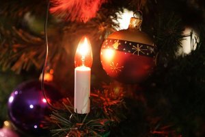 Lampki choinkowe Rumlux Lampki choinkowe tradycyjne na żabki świeczki 16X5W E10 multikolor KCH-5 zielony Rumlux 8