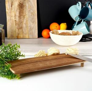Deska do krojenia Vilde do serwowania drewniana 3
