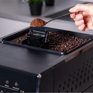 Ekspres ciśnieniowy Zelmer ZCM8121 6