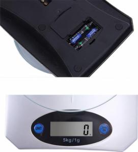 Waga kuchenna Retoo WAGA KUCHENNA LCD DO 5kg ELEKTRONICZNA SZKLANA WK1 12