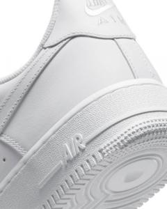 Nike Nike buty męskie Air Force 1 '07 CW2288 111 - białe 41 8