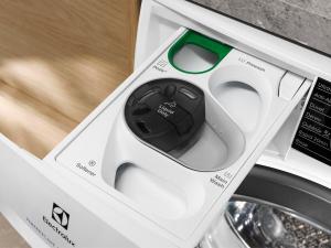 Pralka Electrolux EW8F249PSPC 7