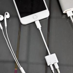 Adapter USB Retoo PRZEJŚCIÓWKA LIGHTNING JACK IPHONE 7 8 X ADAPTER 11