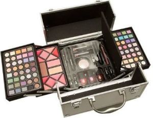 Makeup Trading My Treasure Case Complete Makeup Palette 104,3g 1