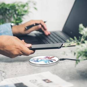 Ładowarka Babaco Kraina Lodu 002 Indukcyjna 2 A (DCHWFROZEN002) 8