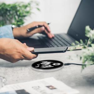 Ładowarka Babaco Venom 001 Indukcyjna 2 A (MCHWVENOM001) 8