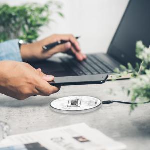 Ładowarka Babaco Monogram 013 Indukcyjna 2 A (BCHWPER013) 9