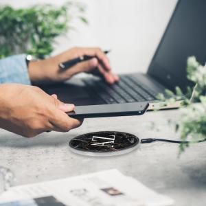 Ładowarka Babaco Monogram 014 Indukcyjna 2 A (BCHWPER014) 8