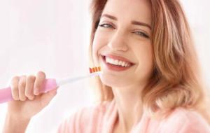 Szczoteczka FairyWill Szczoteczka soniczna FW-507 Pink + Etui 6