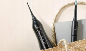 Szczoteczka FairyWill Szczoteczka soniczna FW-E11 Black + Irygator FW-5020E 3