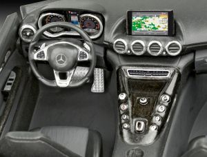 Revell Mercedes AMG GT (07028) 5
