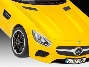 Revell Mercedes AMG GT (07028) 6