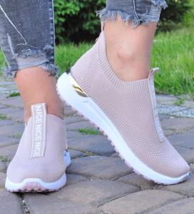 Pantofelek24 Wsuwane różowe buty sportowe na platformie /F9-2 12090 T390/ 37 1