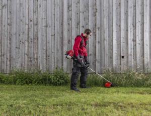 Solo by AL-KO Wielofunkcyjne urządzenie spalinowe Solo by AL-KO 130 MT: kosa spalinowa + nożyce do żywopłotu + okrzesywarka do gałęzi + przedłużka + tarcza 3T + nóż mulczujący + szelki 20