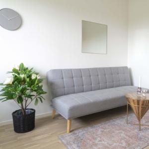 House Nordic House Nordic Kwadratowe lustro Daisy, mosiądz 3