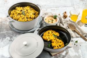 STAUB Zestaw 2 naczyń żeliwnych z pokrywką Staub 11