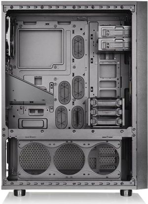 Obudowa Thermaltake Core X71 TG Edition (CA-1F8-00M1WN-02) 8