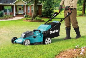 Kosiarka akumulatorowa Makita Makita DLM480Z cordless lawn mower 27