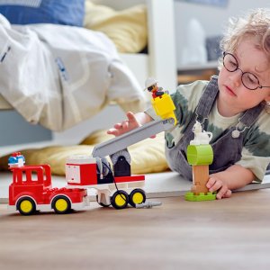 LEGO  Duplo Wóz strażacki (10969) 6