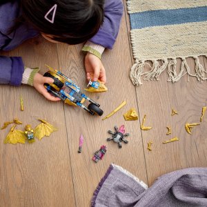 LEGO Ninjago Złoty smoczy motocykl Jaya (71768) 8