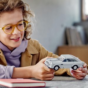 LEGO Speed Champions 007 Aston Martin DB5 (76911) 4