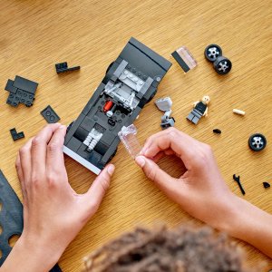 LEGO Speed Champions Fast & Furious 1970 Dodge Charger R/T (76912) 8