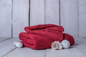 JAHU Komplet Ręcznik + ręcznik kąpielowy Florina - bordowy 1