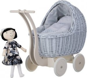 WickerPL Lili Zestaw Wózek i kolebka wiklinowa dla lalek w kolorze błękitnym 55X30 H45 / 46X28 H 20/25 cm 12