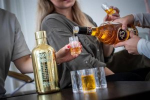 Koziol Kieliszki 20ml + 40 ml 4szt Club no. 7 Crystal 4798535 4