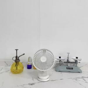 Wentylator USB Joyroom Joyroom CheerSummer wiatrak wentylator biurkowy przenośny biały (JR-CY363-white) 7