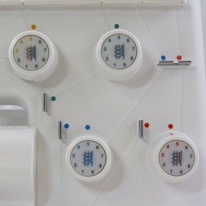 Maszyna do szycia Juki Overlock Juki MO-644D + 3 lata gwarancji + GRATISY 2